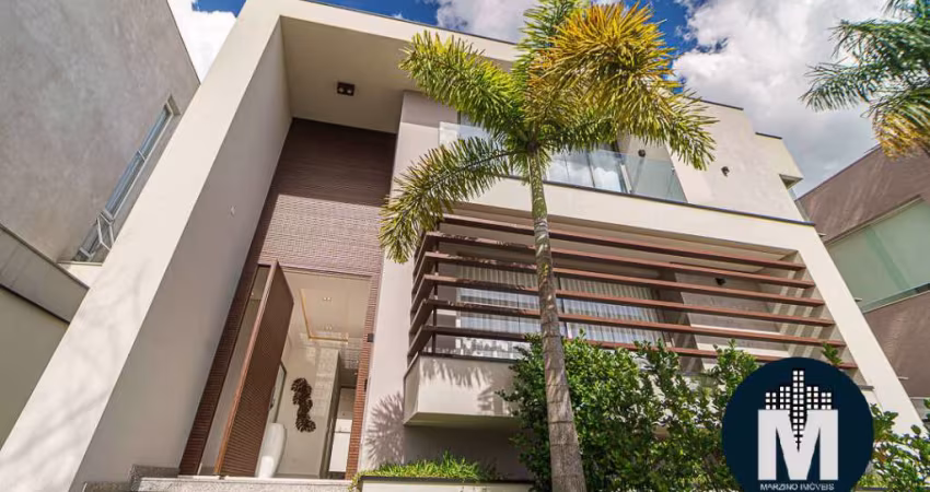 Casa com 610 m² à venda em Santana de Parnaíba - SP
