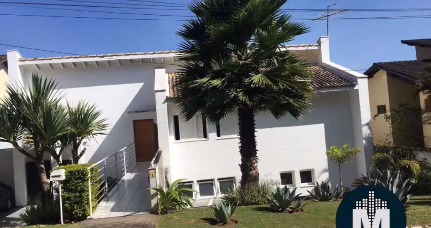 Residência à Venda Condomínio Nova Higienópolis, 4 Quartos, Suite, 4 Vagas!