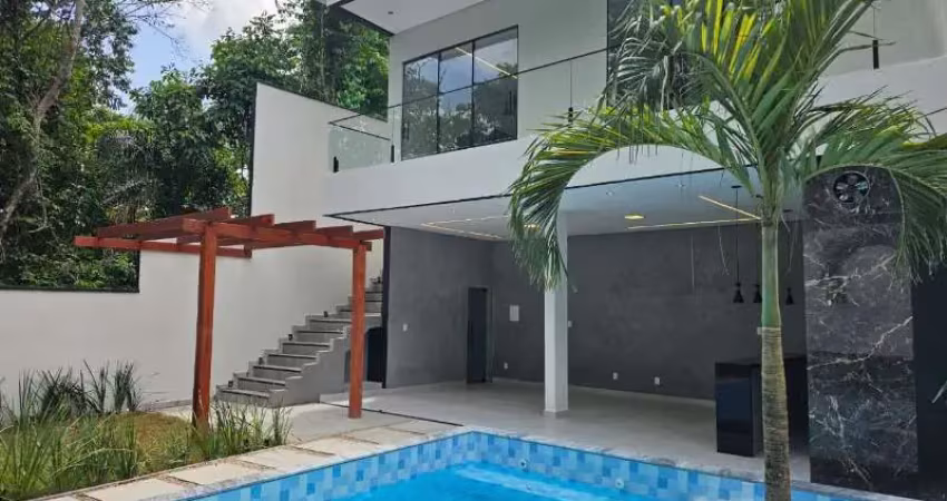Casa nova em alto padrão, no condomínio reserva do parque , no bairro ponta negra , com 3 suítes e piscina com hidromassagem, aceita financiamento