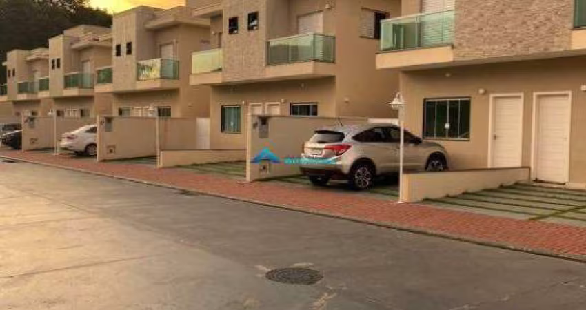 CASA EM COND. FECHADO - COLONIA
