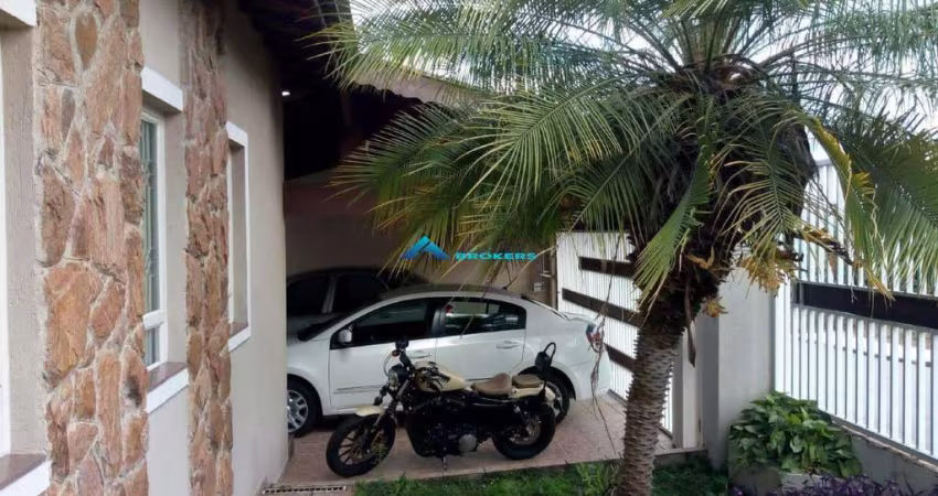 Vende-se Casa Térrea de 3 Dormitórios, no Jardim Paulista 2, Jundiai-SP