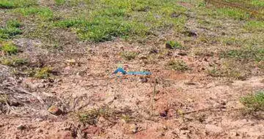 Vende-se lote de 600 m2, de alto padrão, com fundo para mata, no condomínio reserva marajoara - jundiai