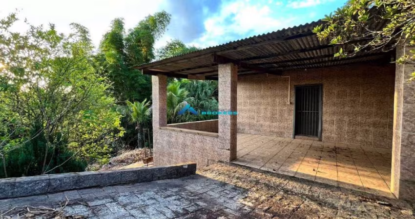 Chácara a Venda C/ 1.780 M², Casa de 2 Dormitórios, Loteamento Vivenda Champirra