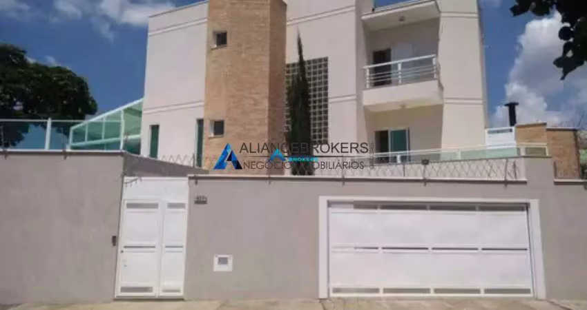 Casa à venda de esquina com 3 Dormitórios e piscina , Jardim Pacaembu, Aceita Permuta.