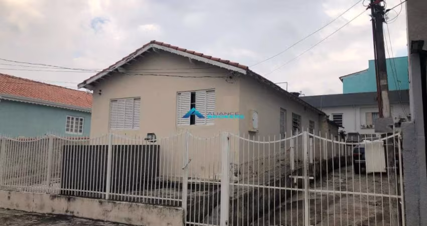 Terreno com 3 Casas a Venda, Bairro Jardim Martins, Jundiaí ( Aceita Permuta )