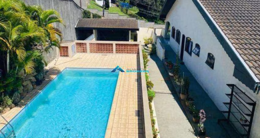 Casa a venda estilo Alemã com 4 dormitórios , piscina em Campo limpo Paulista