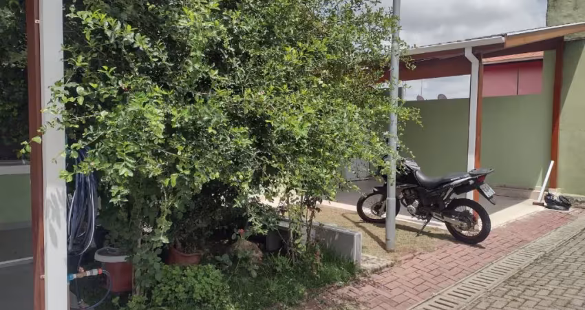 Casa em condomínio com tres quartos em jacareí próximo a cebrace