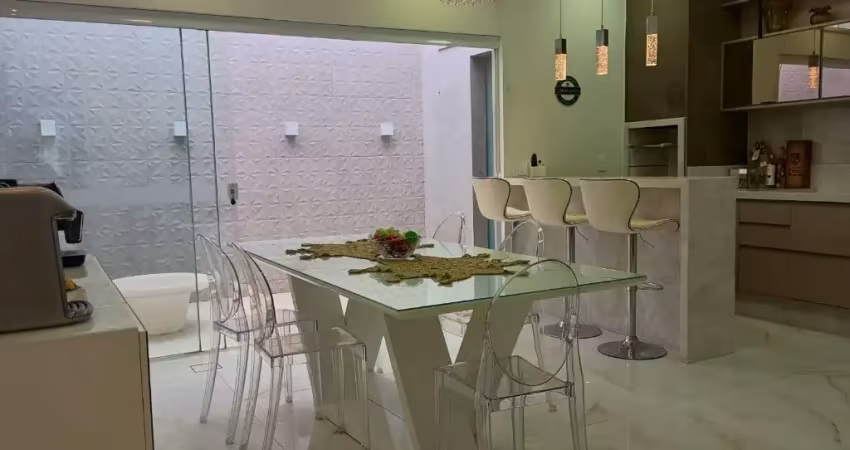 Linda casa condomínio casabella conforto e ótimo acabamento