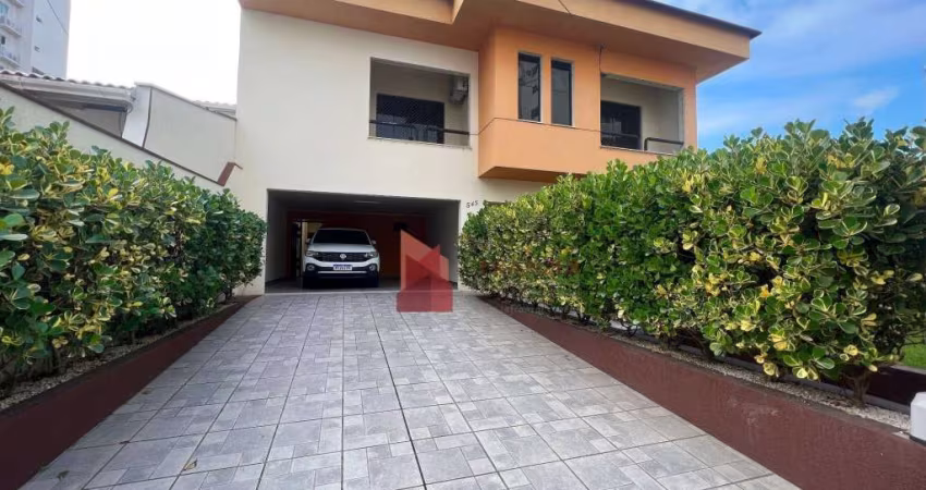 VENDA: Casa com 4 dormitórios - Vila operária- Itajaí /SC