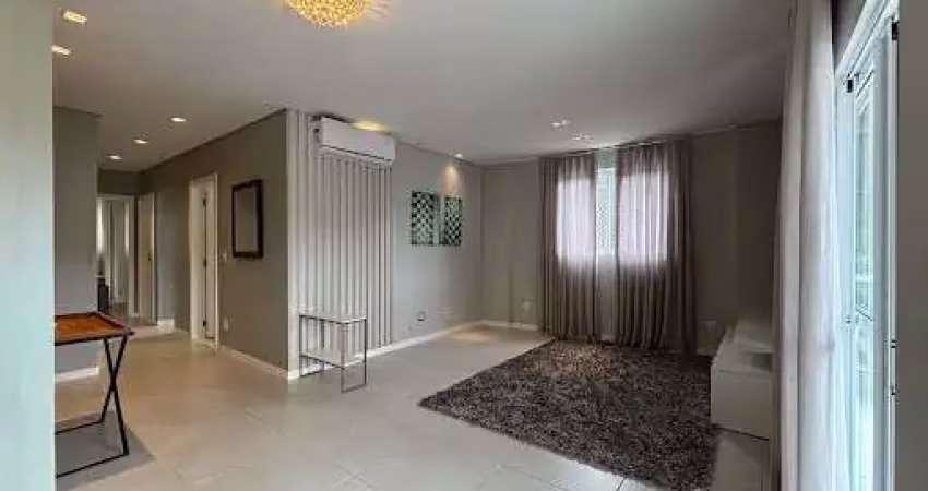 Locação: apartamento mobiliado e equipado com suíte e 2 demi suítes, 2 vagas, bairro fazenda, itajaí/sc!