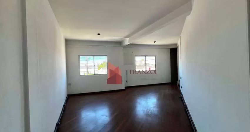 Locação – sala comercial em piso superior no bairro cordeiros