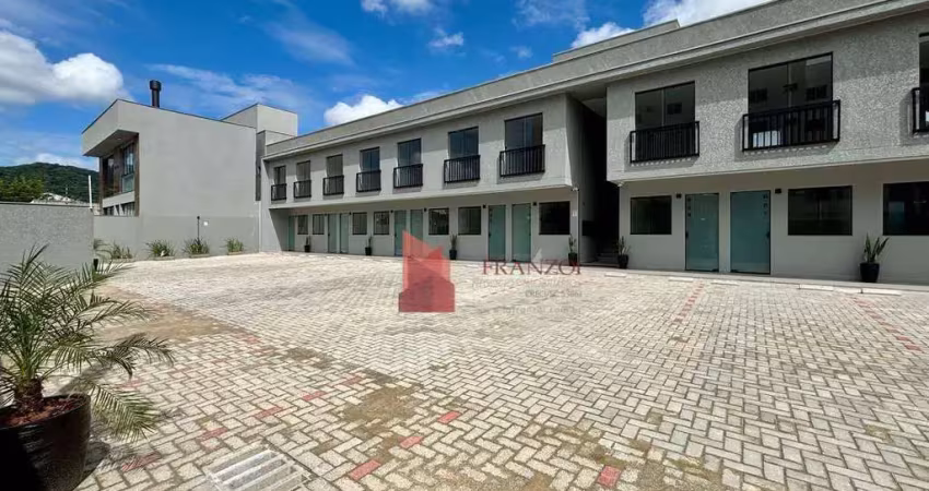 LOCAÇÃO: loft no bairro Espinheiros, Itajaí/SC