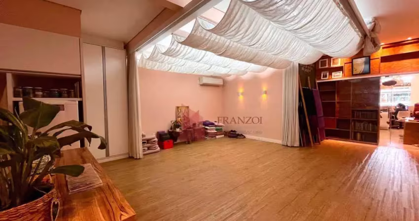 Sala comercial térrea com estrutura completa e mobiliada no centro de itajaí/sc