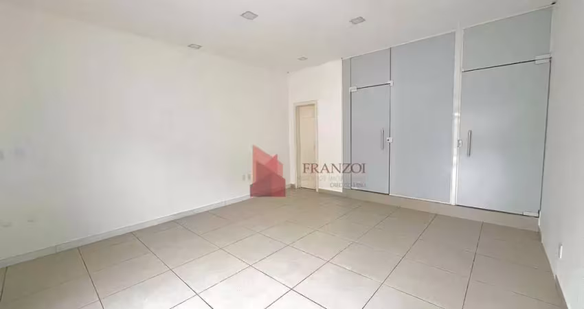 Sala comercial com 3 salas para alugar na Rua Alfredo Trompowski, 25, Vila Operária, Itajaí