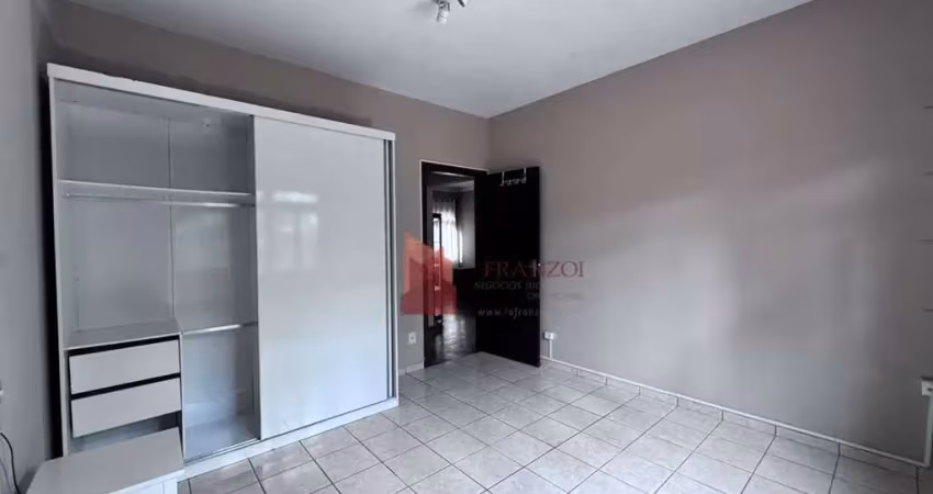 Casa comercial com 1 sala para alugar na Rua Camboriú, 503, Centro, Itajaí