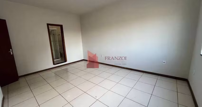 Locação: apartamento 3 dormitórios no centro de itajaí por r$3100