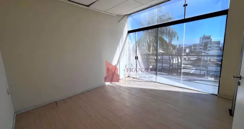 Sala comercial com 1 sala para alugar na Rua Indaial, 820, São João, Itajaí