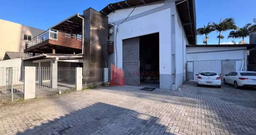 Barracão / Galpão / Depósito com 2 salas para alugar na Rua Heitor Liberato, 2147, São Judas, Itajaí
