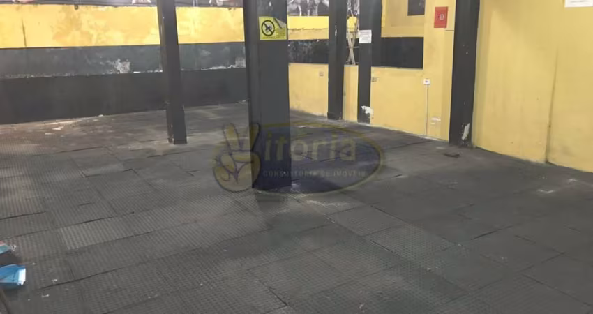 CASA COMERCIAL / SALÃO