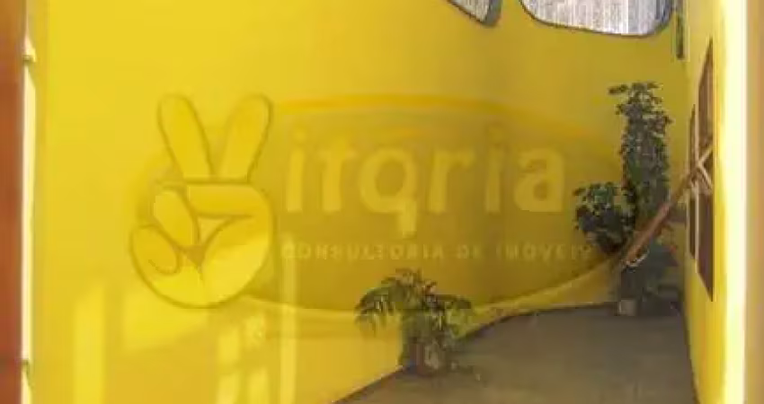 SOBRADO DE ESQUINA