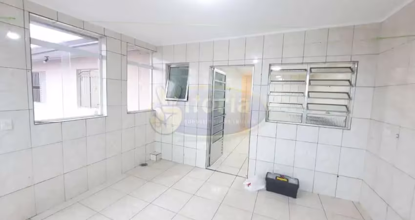 Casa com 2 quartos para alugar no Batistini, São Bernardo do Campo 