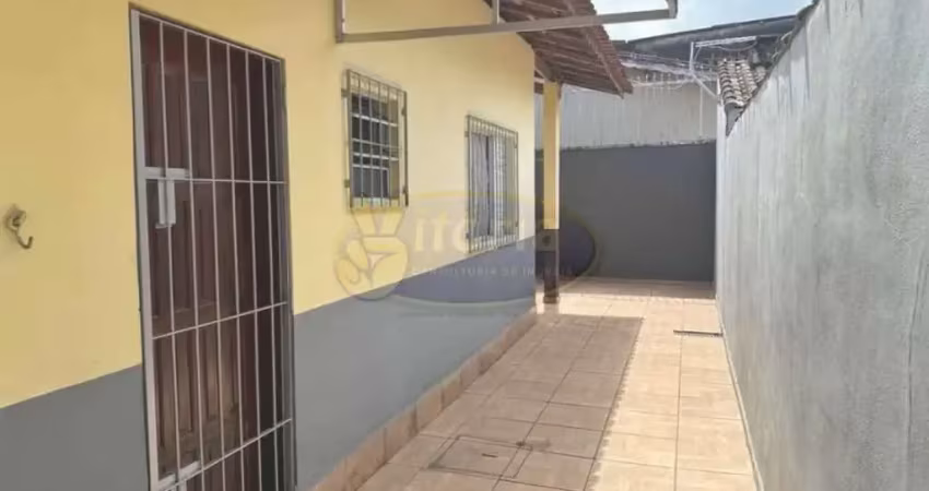 Casa com 2 quartos à venda no Balneário Regina Maria, Mongaguá 
