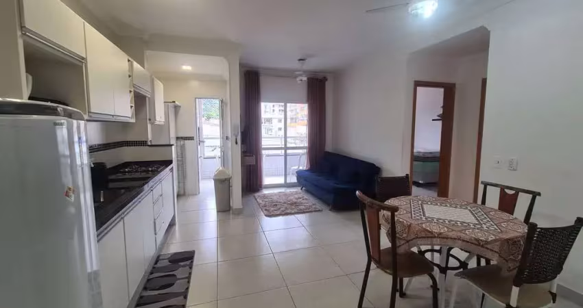 Apartamento à venda com 02 quartos sendo 01 suíte na praia das toninhas em ubatuba/sp.