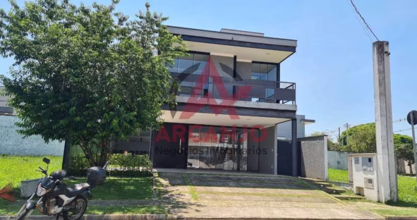 Casa venda em Condomínio 4 dormitórios em Taubaté-SP