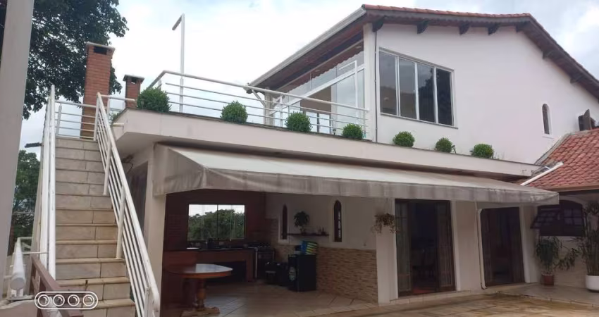 Casa à venda no bairro Terra Preta, Mairiporã em Mairiporã/SP