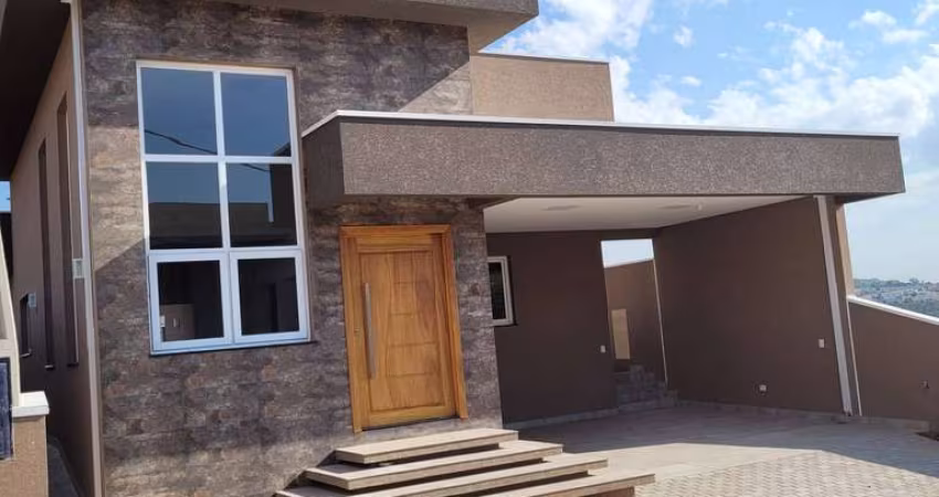 Casa à venda no bairro Loteamento Greenfield em Atibaia/SP