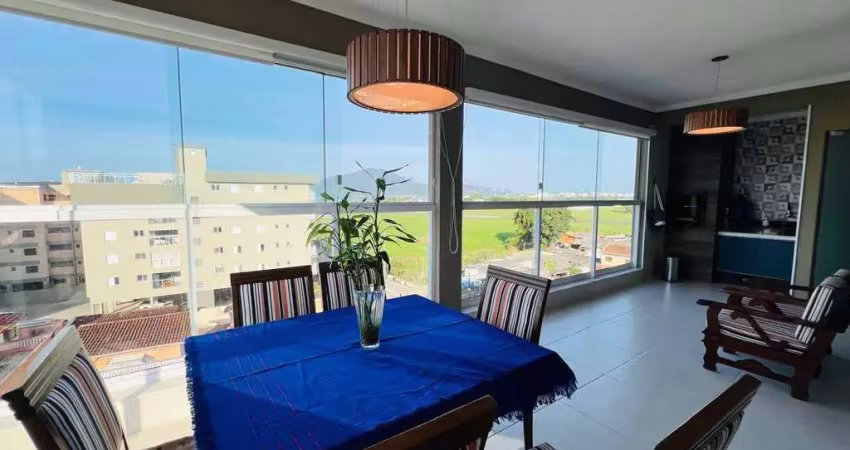 Apartamento à venda no bairro Centro em Ubatuba/SP