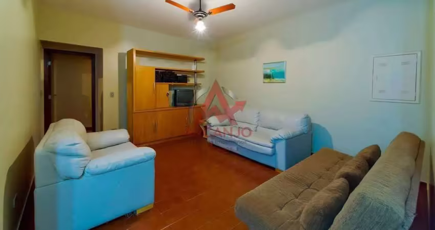 Apartamento 03 dormitórios, sendo 01 suíte, ótima localização