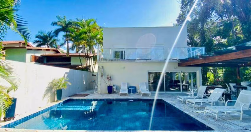 Casa à venda no bairro Riviera em Bertioga/SP