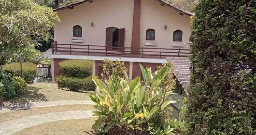 Casa à venda no bairro Roseira em Mairiporã/SP