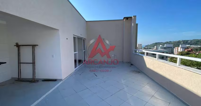 Cobertura a venda na praia das toninhas com vista parcial para o mar