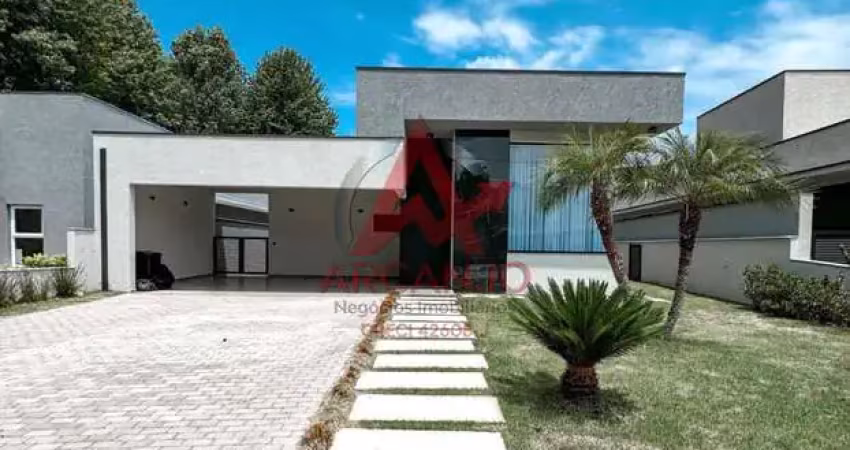 Casa a Venda em Atibaia- SP com 3 Dormitórios 623m² de Terreno