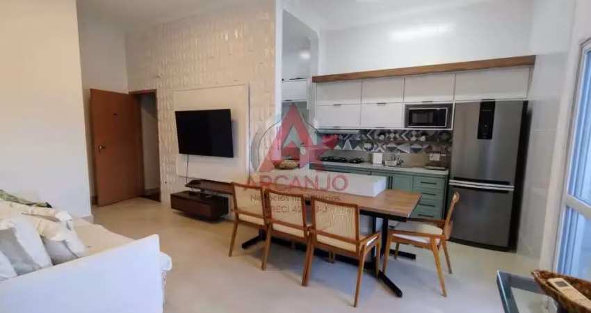 Apartamento com 02 suítes na praia das toninhas em ubatuba/sp.