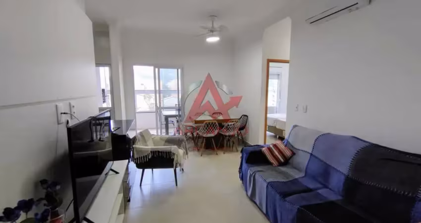 Apartamento à venda com 03 quartos na praia das toninhas em ubatuba/sp.