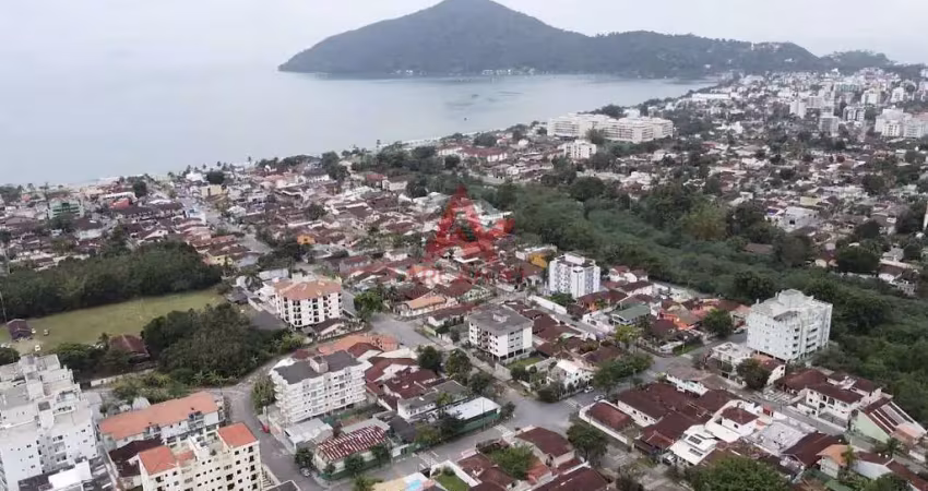 Apartamento à venda no bairro Barra da Lagoa em Ubatuba/SP