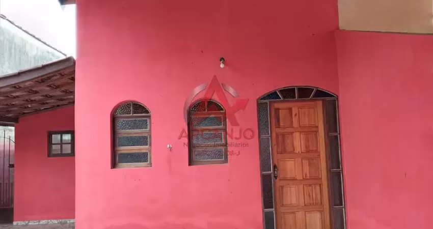 Casa à venda no bairro Jardim Carolina em Ubatuba/SP