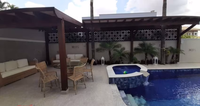 SOBRADO A VENDA NO CONDOMINIO SANTA CLARA