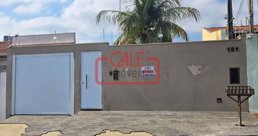 Exclusividade no centro: sobrado com piscina ao lado do parque ecológico