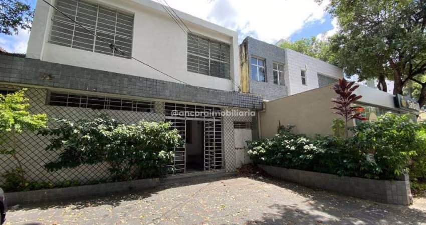 Excelente casa comercial no bairro de Santo Amaro.