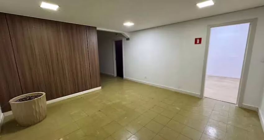 Sala comercial para alugar na Alameda Manoel Ribas, 42, Centro, Londrina