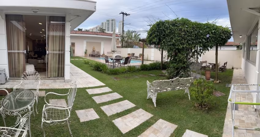 Lindo sobrado em 2 terrenos