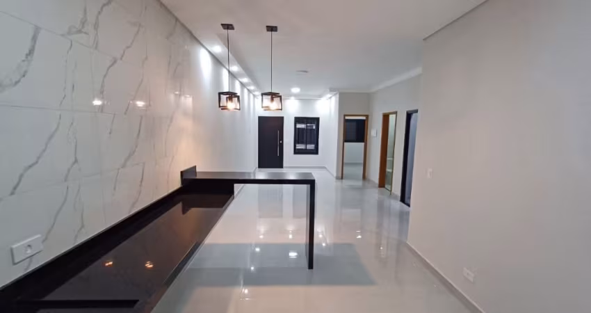 Casa à Venda na Zona Leste