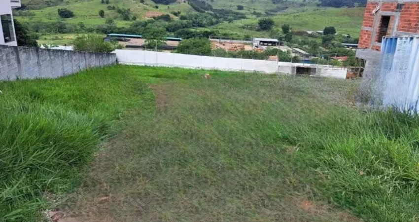 Lote mirante do vale -  1.000m² em ligeiro declive e em local de pouco trânsito