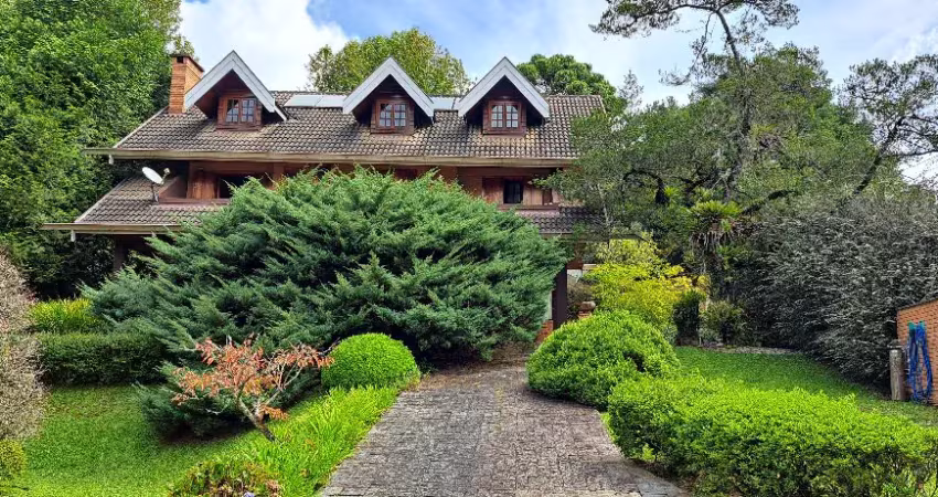 Magnífica mansão em campos do jordão com 2.545 m² de terreno