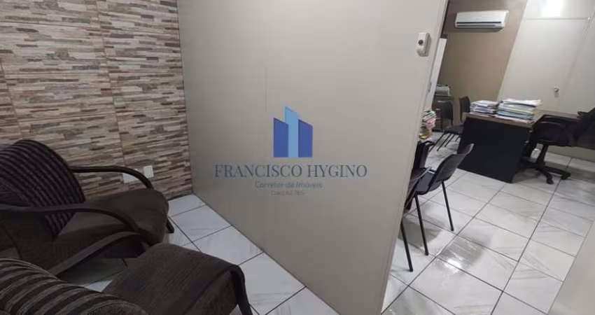 Sala Comercial para Venda em Volta Redonda, Centro, 1 banheiro