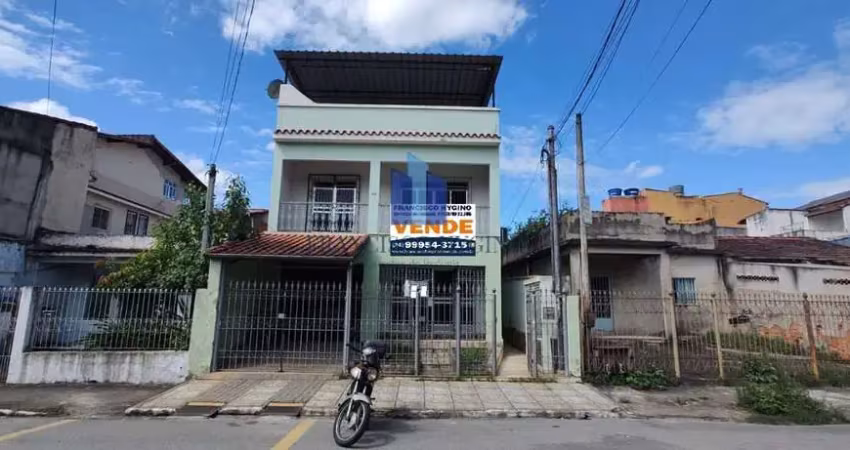 Casa à venda no Sessenta, Volta Redonda 